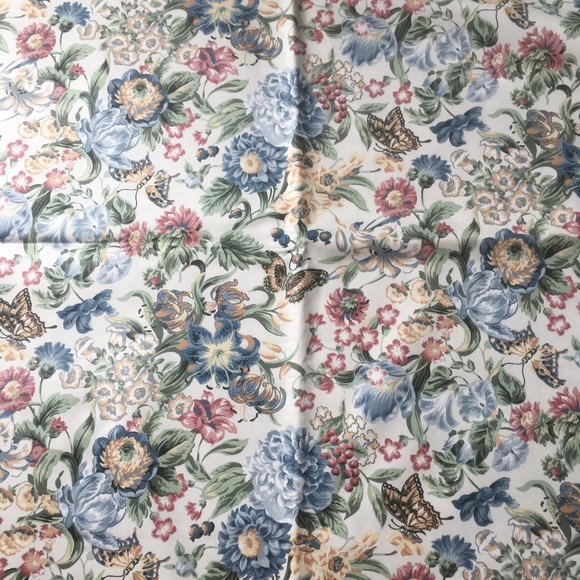 Decorative Fabric. Flowers & Butterflies. 5 pcs. - Picture 3 of 9